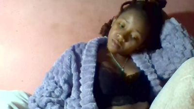Herminah live cam on Cam4