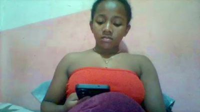 Herminah live cam on Cam4