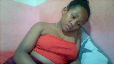 Herminah live cam on Cam4