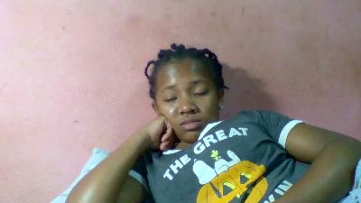 Herminah live cam on Cam4