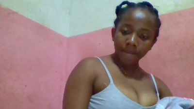 Herminah live cam on Cam4