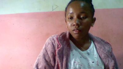 Herminah live cam on Cam4