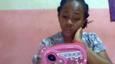 Herminah live cam on Cam4