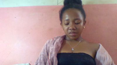 Herminah live cam on Cam4