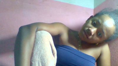 Herminah live cam on Cam4