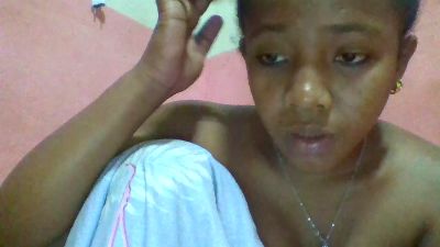 Herminah live cam on Cam4
