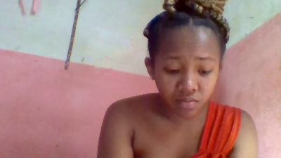 Herminah live cam on Cam4