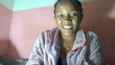 Herminah live cam on Cam4