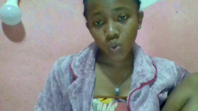Herminah live cam on Cam4