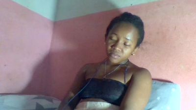 Herminah live cam on Cam4