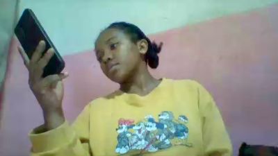 Herminah live cam on Cam4