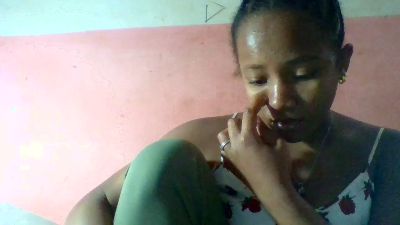 Herminah live cam on Cam4