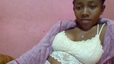 Herminah live cam on Cam4