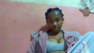 Herminah live cam on Cam4