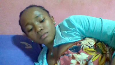 Herminah live cam on Cam4