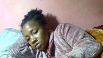 Herminah live cam on Cam4