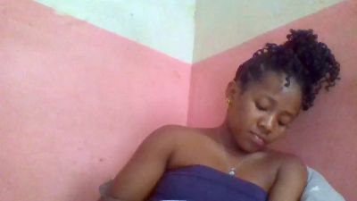 Herminah live cam on Cam4