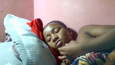 Herminah live cam on Cam4