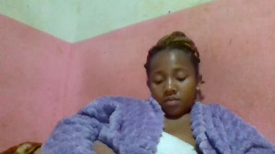 Herminah live cam on Cam4