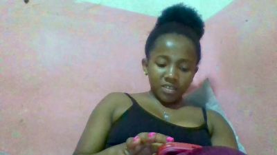 Herminah live cam on Cam4