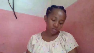 Herminah live cam on Cam4