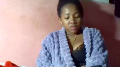 Herminah live cam on Cam4