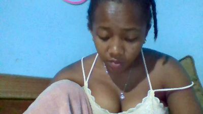Herminah live cam on Cam4