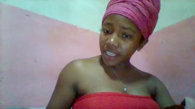 Herminah live cam on Cam4