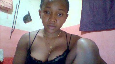 Herminah live cam on Cam4