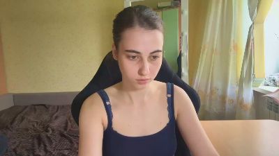 HermineOpdahl live cam on Cam4
