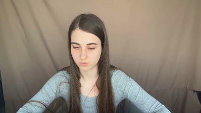 HermineOpdahl live cam on Cam4