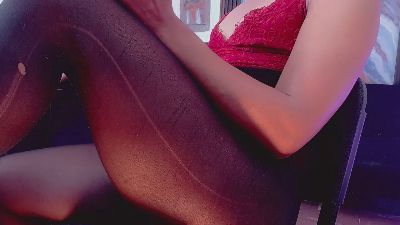 HermioneReings live cam on Cam4