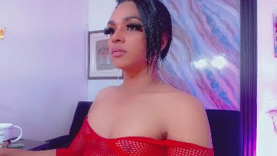 HermioneReings live cam on Cam4