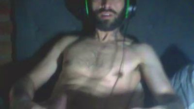 Hernan1888948 live cam on Cam4