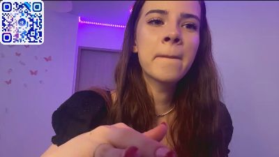 HertaMcginley live cam on Cam4