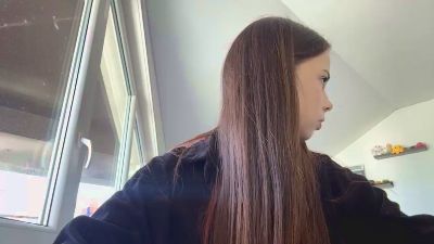 HertaMcginley live cam on Cam4