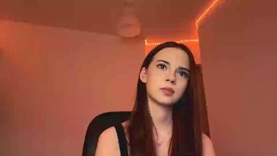 HertaMcginley live cam on Cam4
