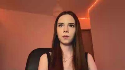 HertaMcginley live cam on Cam4