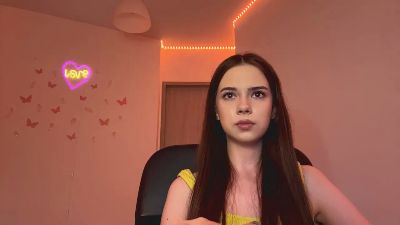 HertaMcginley live cam on Cam4