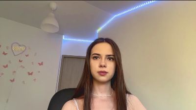 HertaMcginley live cam on Cam4