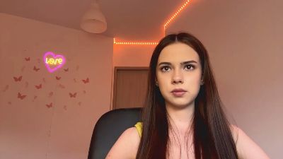 HertaMcginley live cam on Cam4