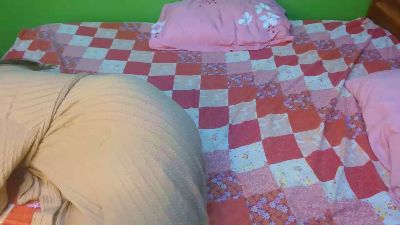 HeteToesh live cam on Cam4