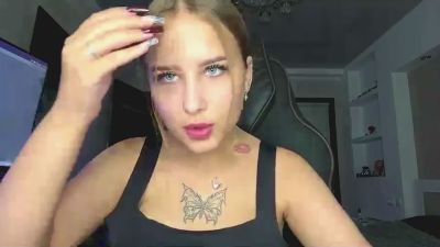HettieEdu live cam on Cam4