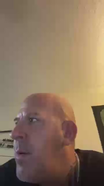 HeyYouNotYouYou live cam on Cam4