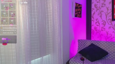 Hi_Marceline live cam on Cam4