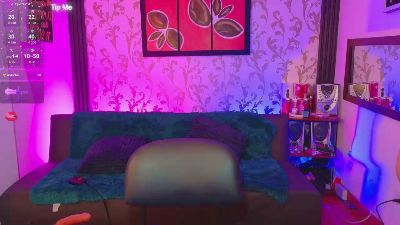Hi_Marceline live cam on Cam4
