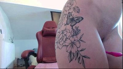 Hiddenvelvet live cam on Cam4