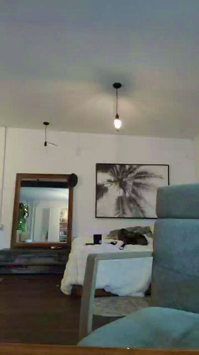 Highdeffwhore live cam on Cam4
