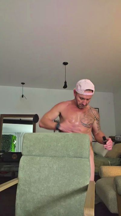 Highdeffwhore live cam on Cam4