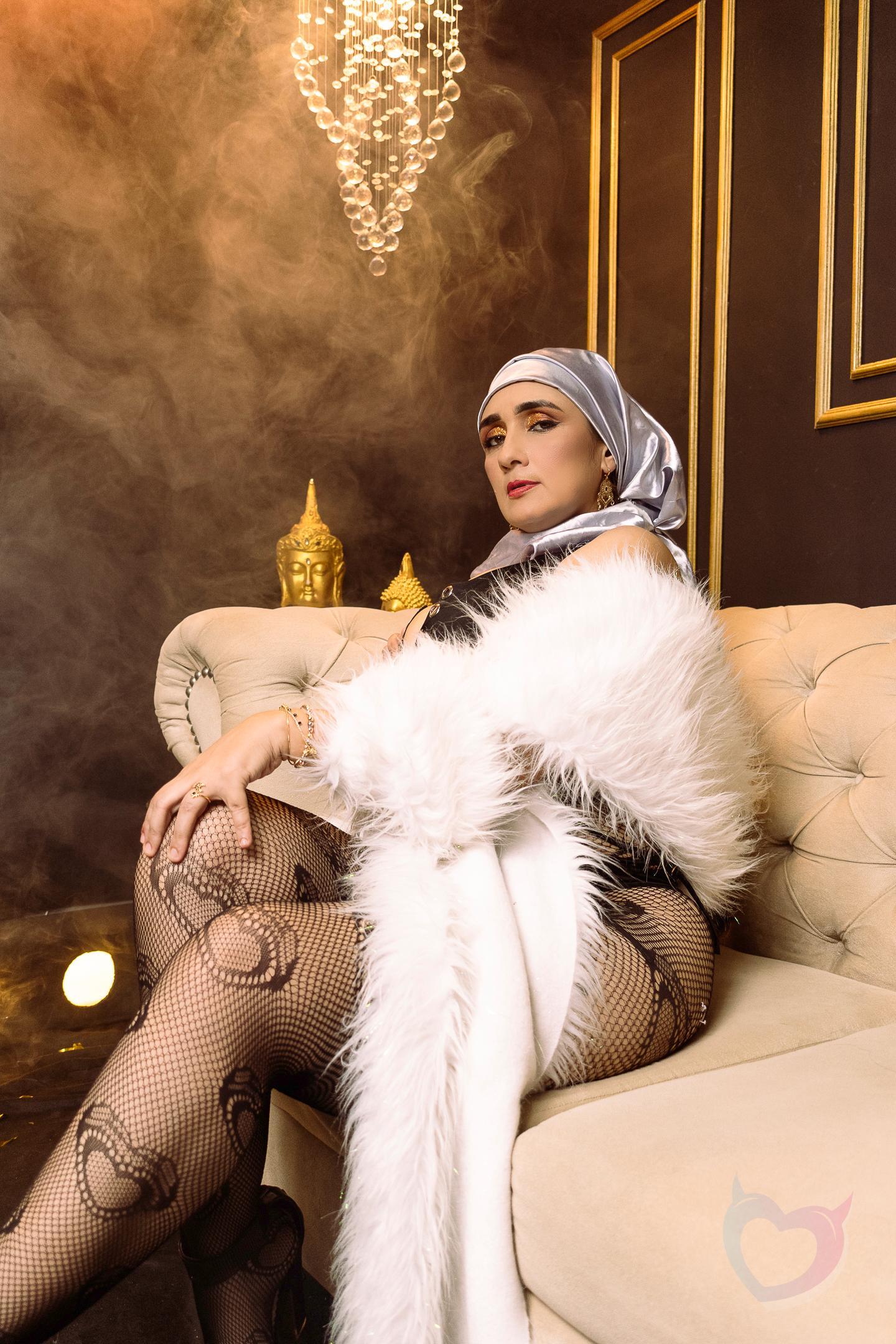 free nude webcam HijabiMilf